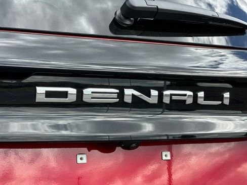 New 2026 GMC Acadia Denali w/ Super Cruise Package AWD/4WD image 32