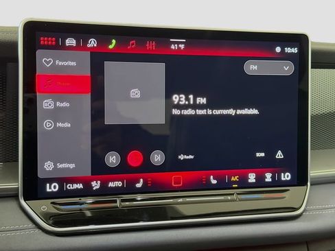 New 2026 Volkswagen Tiguan SE image 15