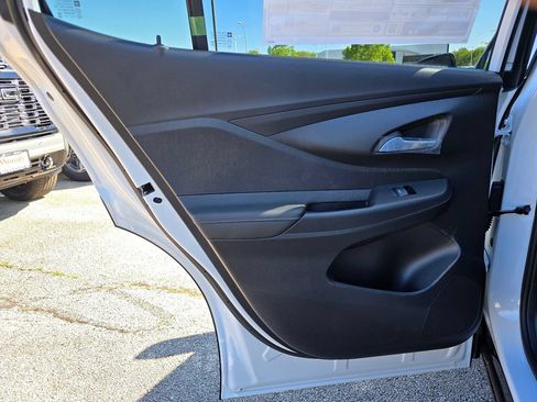New 2026 Buick Envista Sport Touring w/ Convenience I Package FWD image 25