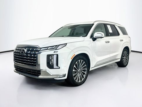 Used 2024 Hyundai Palisade Calligraphy AWD/4WD image 3