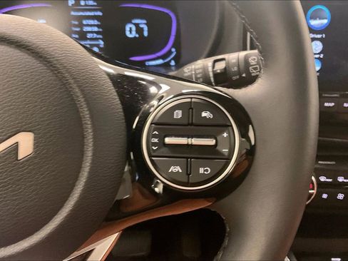 Used 2025 Kia Soul EX image 20