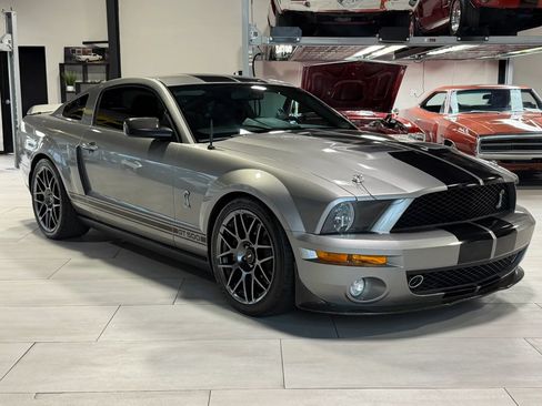 Used 2008 Ford Mustang Shelby GT500 RWD image 16