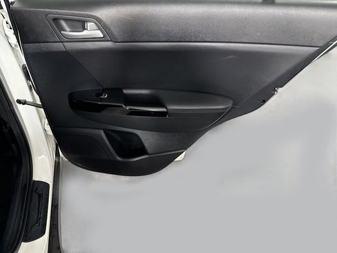 Used 2022 Kia Sportage EX FWD image 28