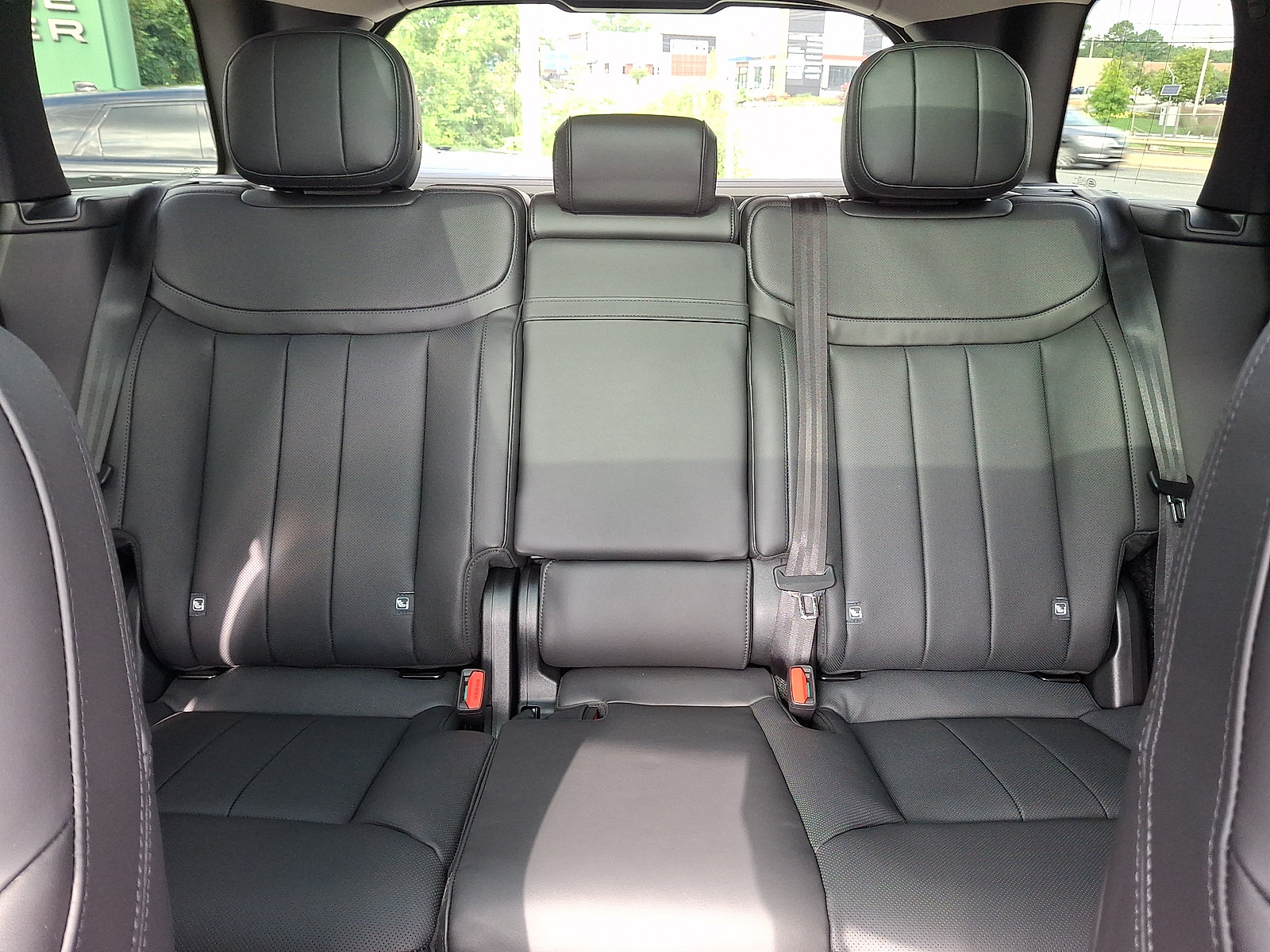 New 2026 Land Rover Range Rover SE AWD/4WD image 6