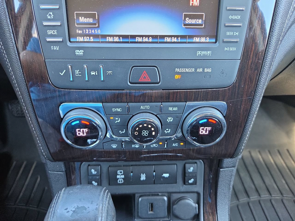 Used 2015 Chevrolet Traverse LT w/ Traveler's Package FWD image 22