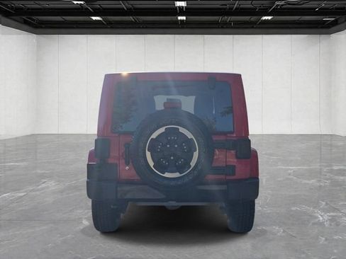 Used 2014 Jeep Wrangler Unlimited Sahara AWD/4WD image 4