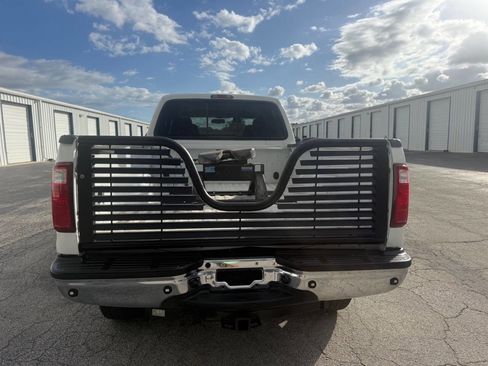 Used 2006 Ford F350 Lariat image 26