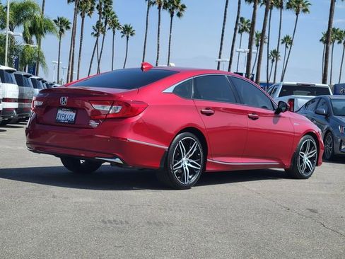 Used 2021 Honda Accord Touring image 4