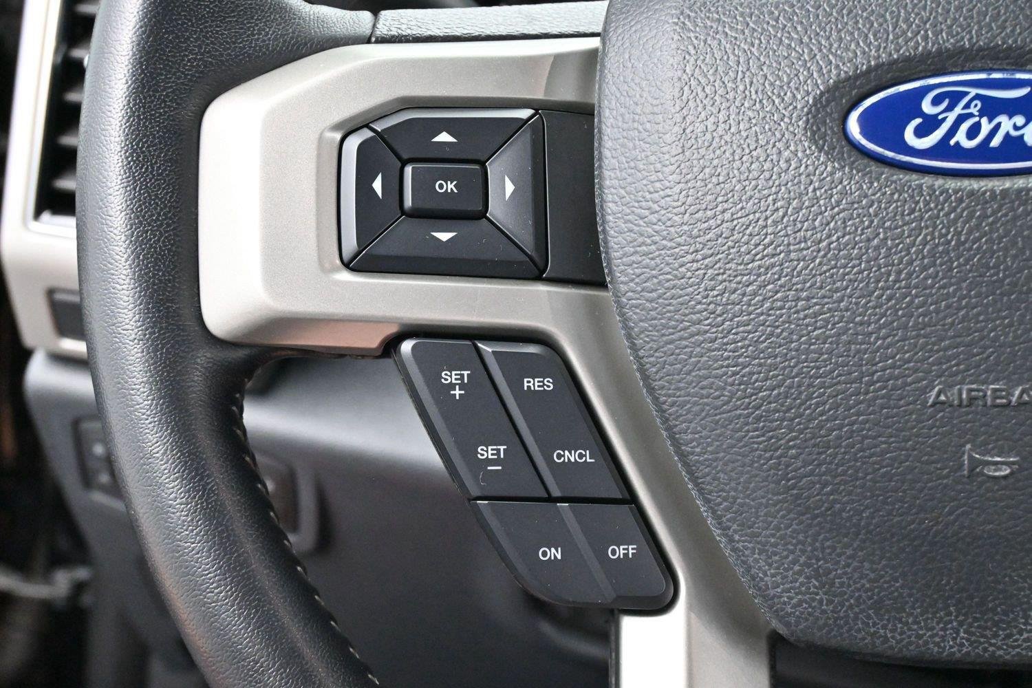 Used 2022 Ford F250 Lariat w/ Lariat Ultimate Package AWD/4WD image 19