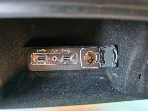 Used 2019 Jeep Grand Cherokee Laredo w/ Security & Convenience Group image 32