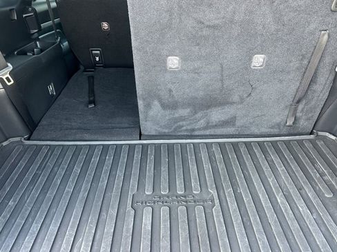 Used 2024 Toyota Grand Highlander image 16