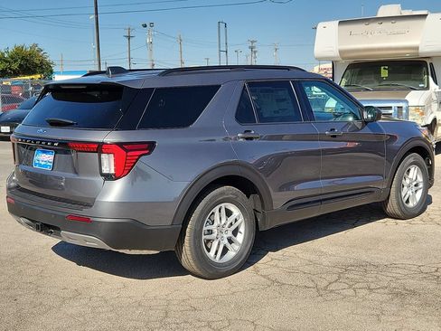 New 2026 Ford Explorer Active w/ Active Comfort Package RWD image 13