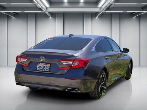 Used 2020 Honda Accord Sport image 3