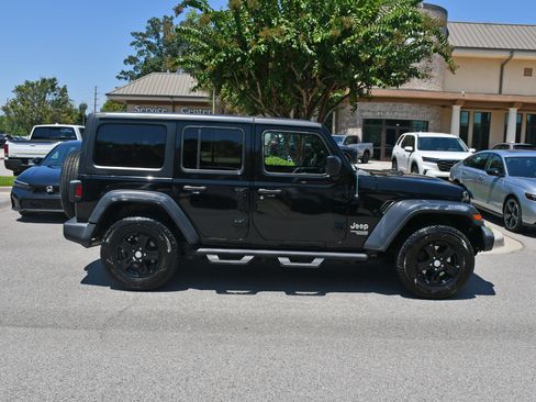 Used 2019 Jeep Wrangler Unlimited Sport S AWD/4WD image 5