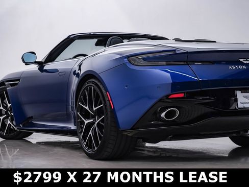 Used 2025 Aston Martin DB12 Volante image 10