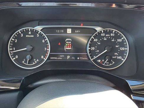 Used 2025 Nissan Pathfinder SL AWD/4WD image 24