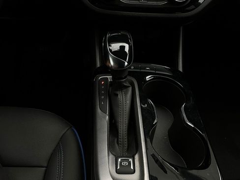 Used 2025 Buick Envista Sport Touring image 22