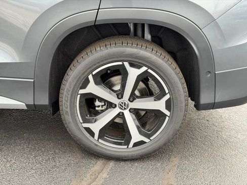 New 2026 Volkswagen Tiguan SE AWD/4WD image 6