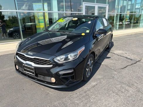 Certified 2021 Kia Forte LXS FWD image 2