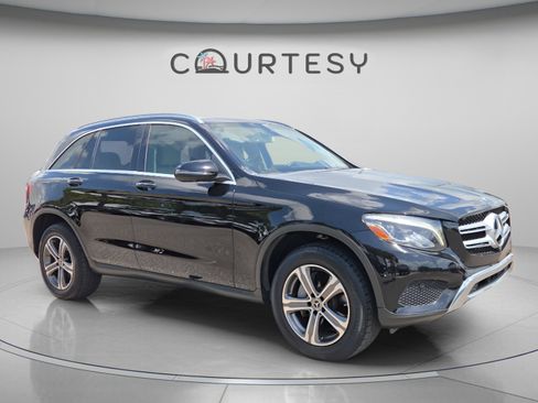 Used 2018 Mercedes-Benz GLC 300 image 7