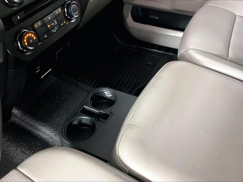 Used 2018 Ford F250 XL w/ Power Equipment Group AWD/4WD image 15