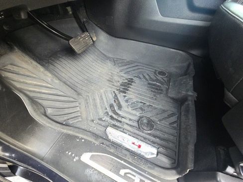 Used 2024 GMC Sierra 2500 AT4 w/ AT4 Preferred Package image 35