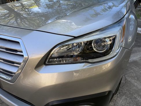 Used 2017 Subaru Outback 2.5i Limited image 13