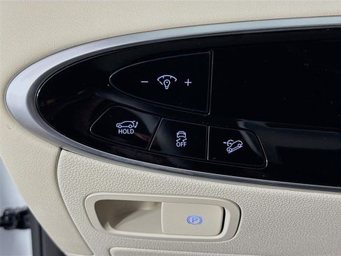 New 2026 Genesis GV70 2.5T Advanced AWD/4WD image 10