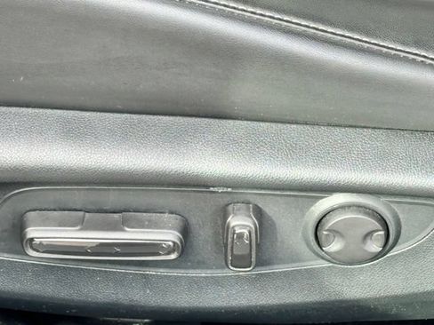 Used 2024 Honda Accord Touring image 8