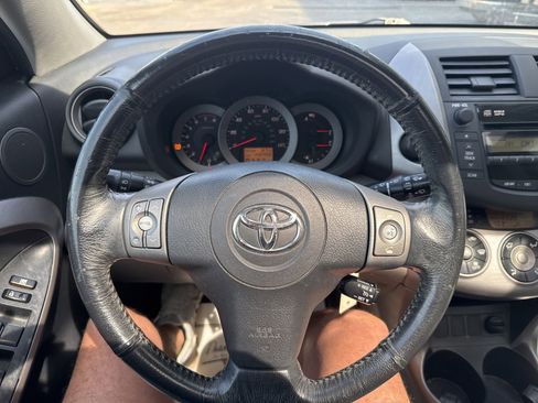 Used 2008 Toyota RAV4 Limited image 18