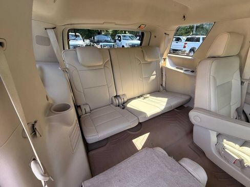 Used 2017 GMC Yukon Denali w/ Open Road Package AWD/4WD image 28