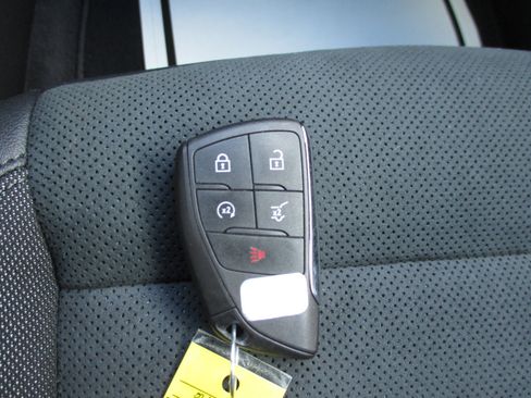 Used 2024 Chevrolet Blazer EV RS image 28