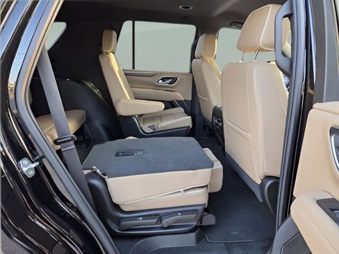 Used 2024 Chevrolet Tahoe Premier image 12