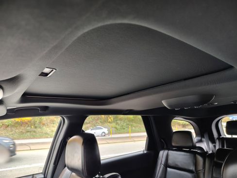 Certified 2024 Dodge Durango GT image 27