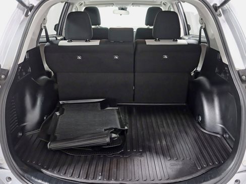 Used 2018 Toyota RAV4 XLE w/ Plus Extra Value Package AWD/4WD image 32