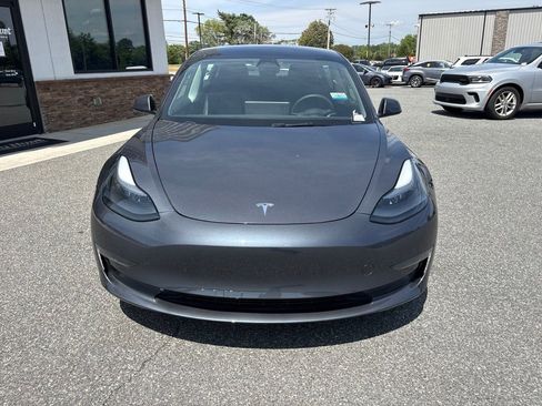Used 2023 Tesla Model 3 Standard Range RWD image 9
