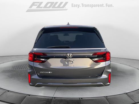 Certified 2026 Honda Odyssey EX-L image 7