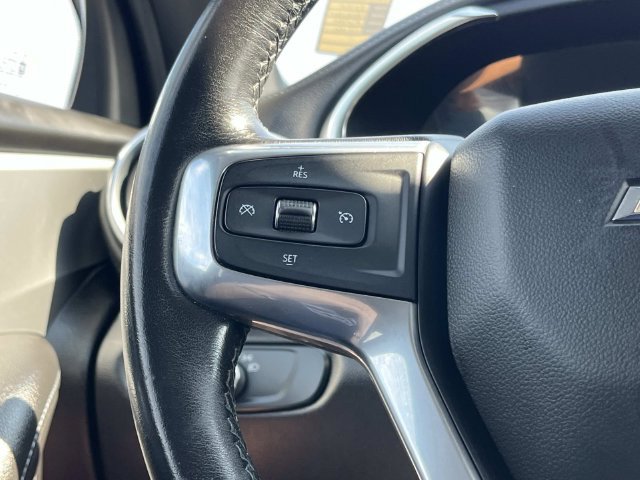 Used 2020 Chevrolet Blazer LT FWD image 31