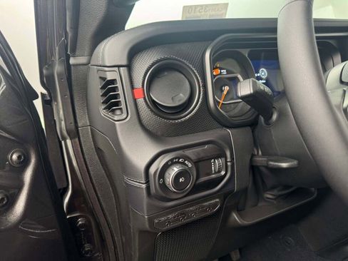 New 2025 Jeep Wrangler Rubicon image 19
