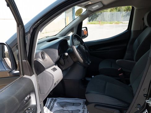 Used 2019 Nissan NV200 S w/ Cruise Control Package image 24