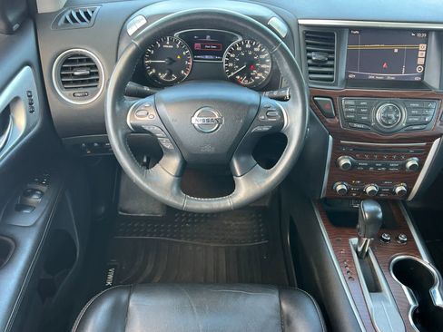 Used 2018 Nissan Pathfinder Platinum FWD image 15