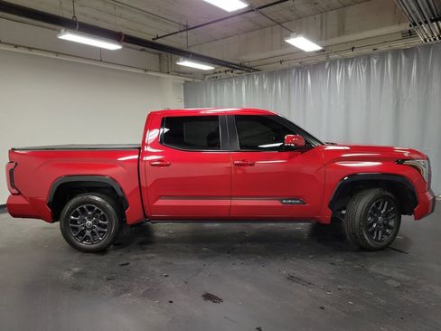 Used 2024 Toyota Tundra Platinum image 9