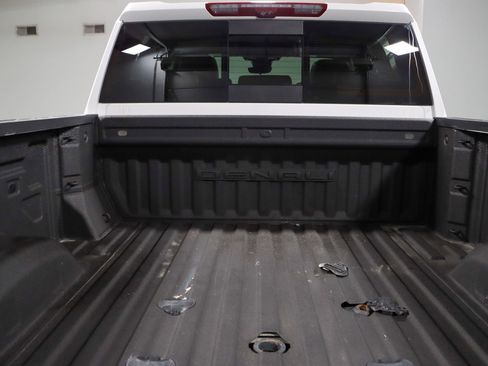 Used 2024 GMC Sierra 2500 Denali Ultimate AWD/4WD image 33
