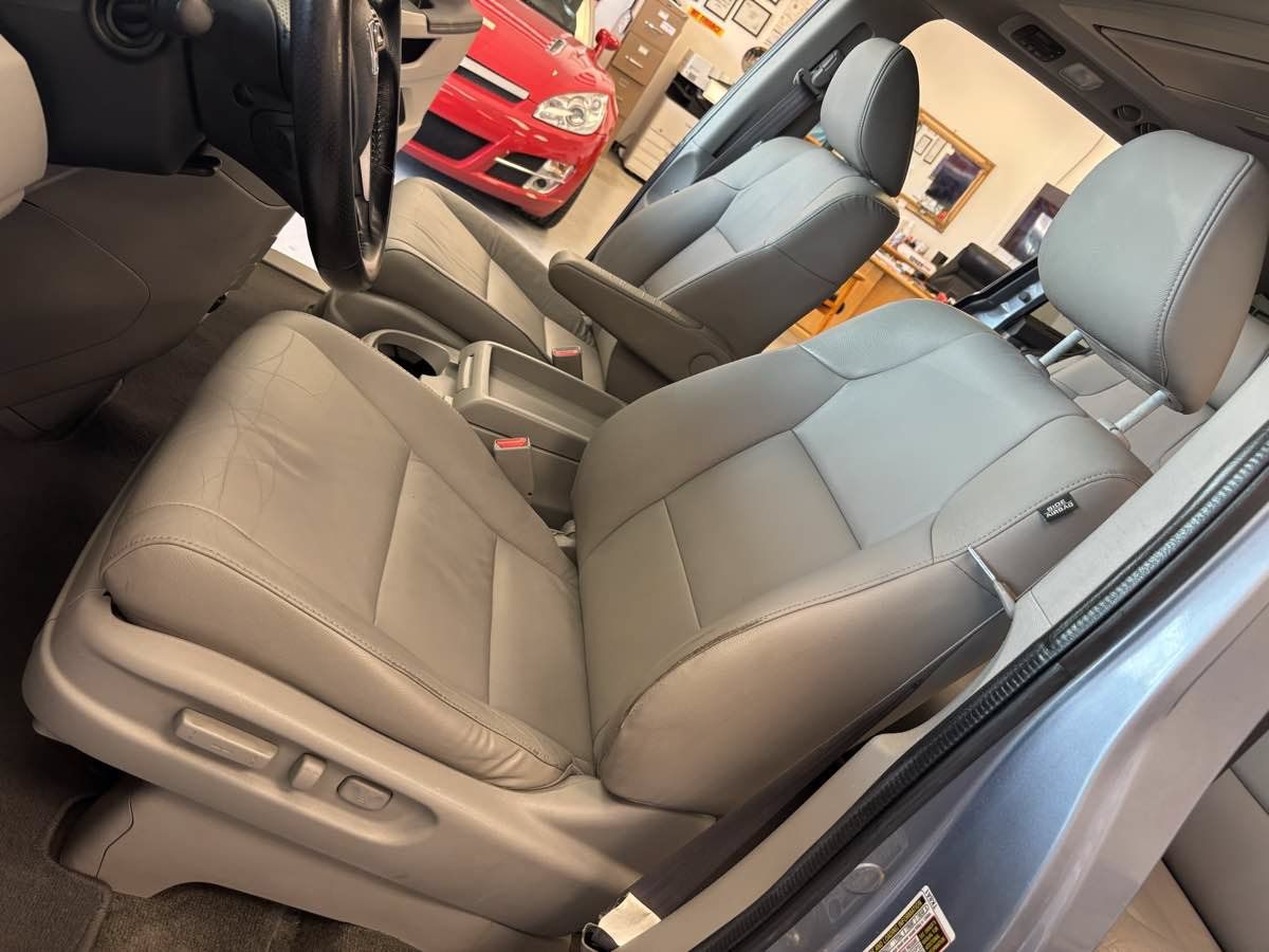 Used 2012 Honda Odyssey Touring image 23