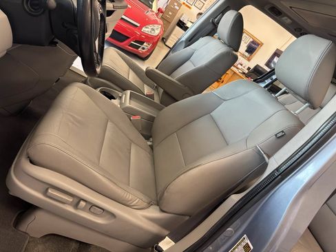 Used 2012 Honda Odyssey Touring image 23