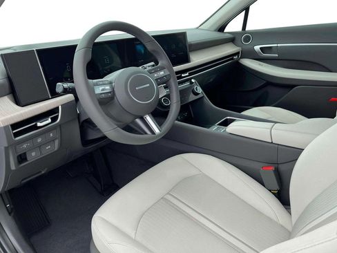 New 2025 Hyundai Sonata SEL FWD image 14