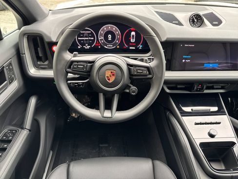 New 2026 Porsche Cayenne Coupe image 16