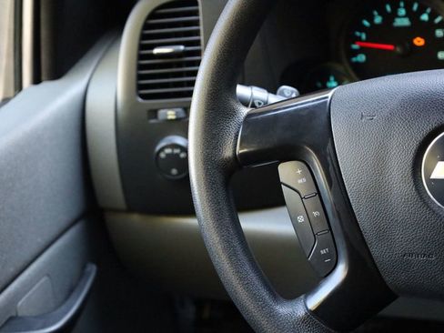Used 2011 Chevrolet Silverado 1500 W/T image 27