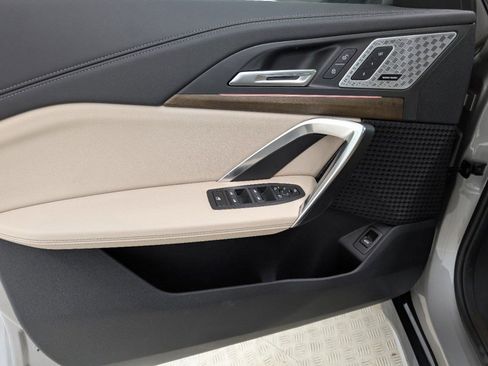 Used 2025 BMW X1 xDrive28i w/ Convenience Package image 12