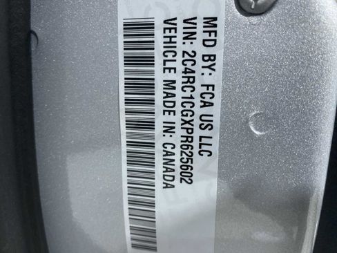 Used 2023 Chrysler Voyager LX FWD image 21